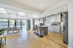 Kitchen dining family room angle 6- click for photo gallery